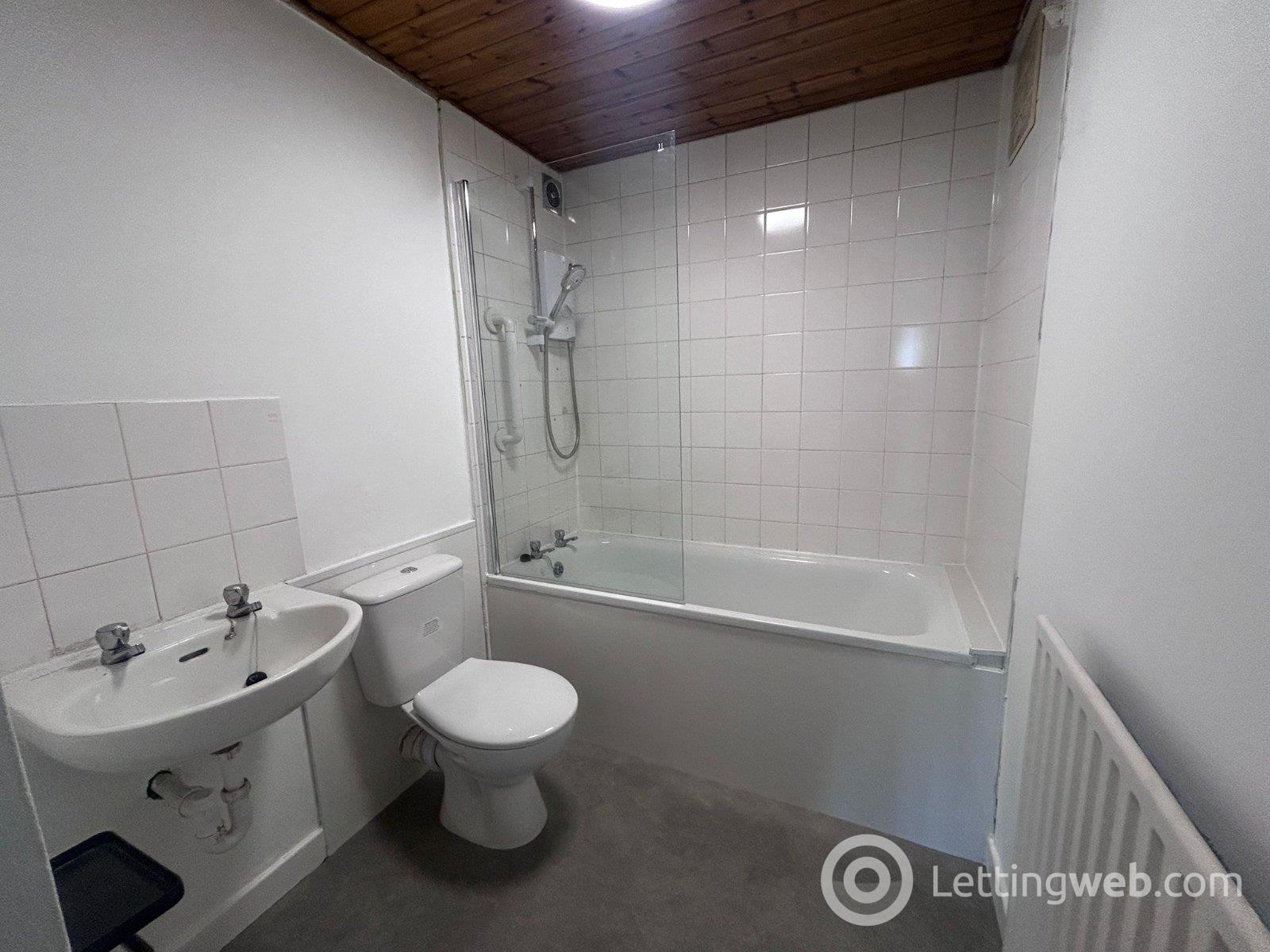 Property to rent in Calder Gardens, Edinburgh, EH11