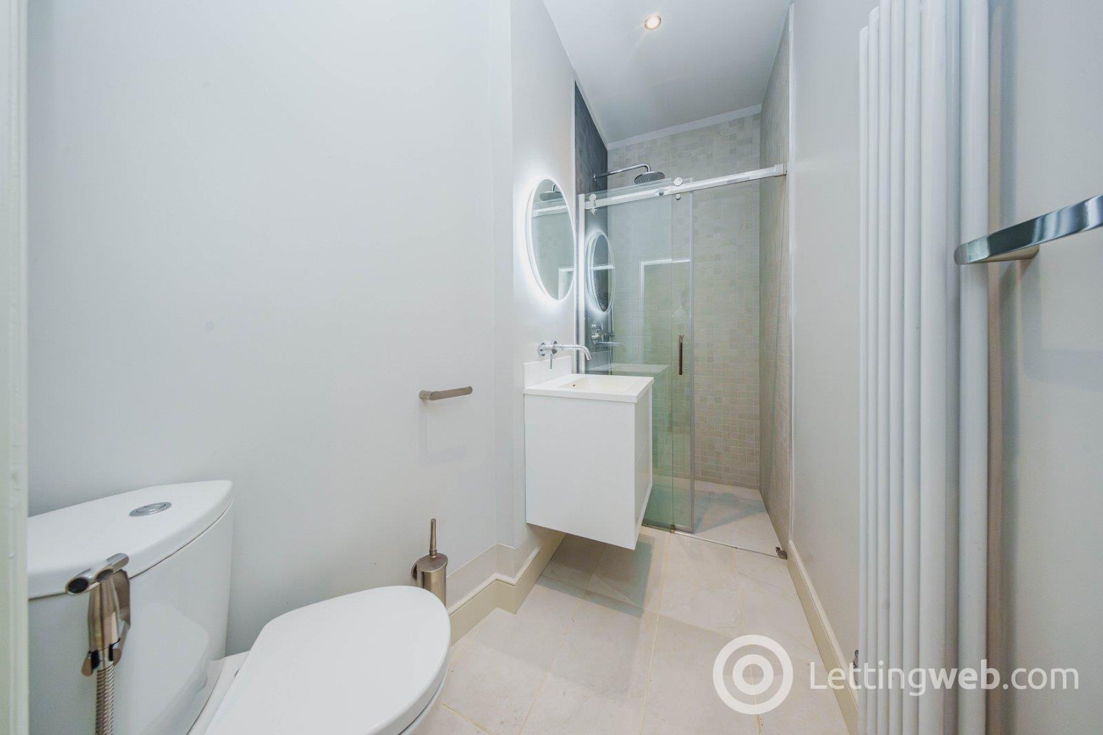 Property to rent in Albany Street, Edinburgh, Midlothian, EH1