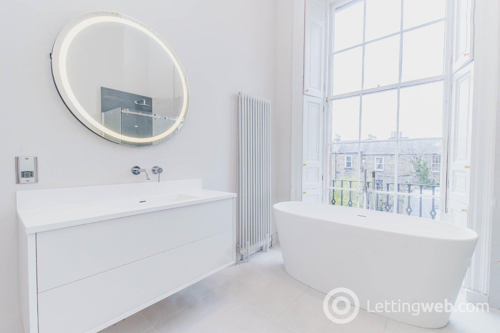 Property to rent in Albany Street, Edinburgh, Midlothian, EH1