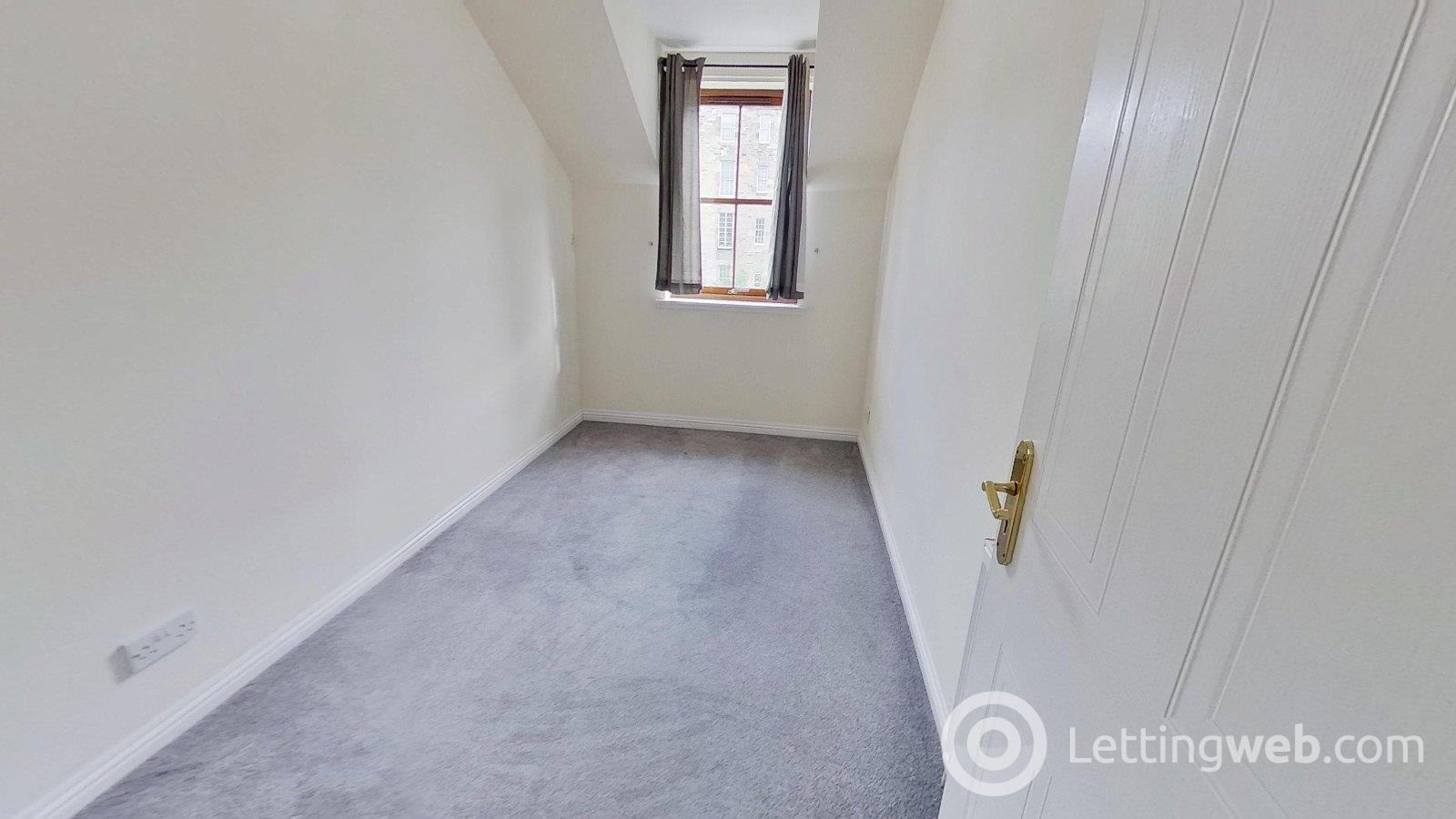 Property to rent in Huntingdon Place, Edinburgh, EH7