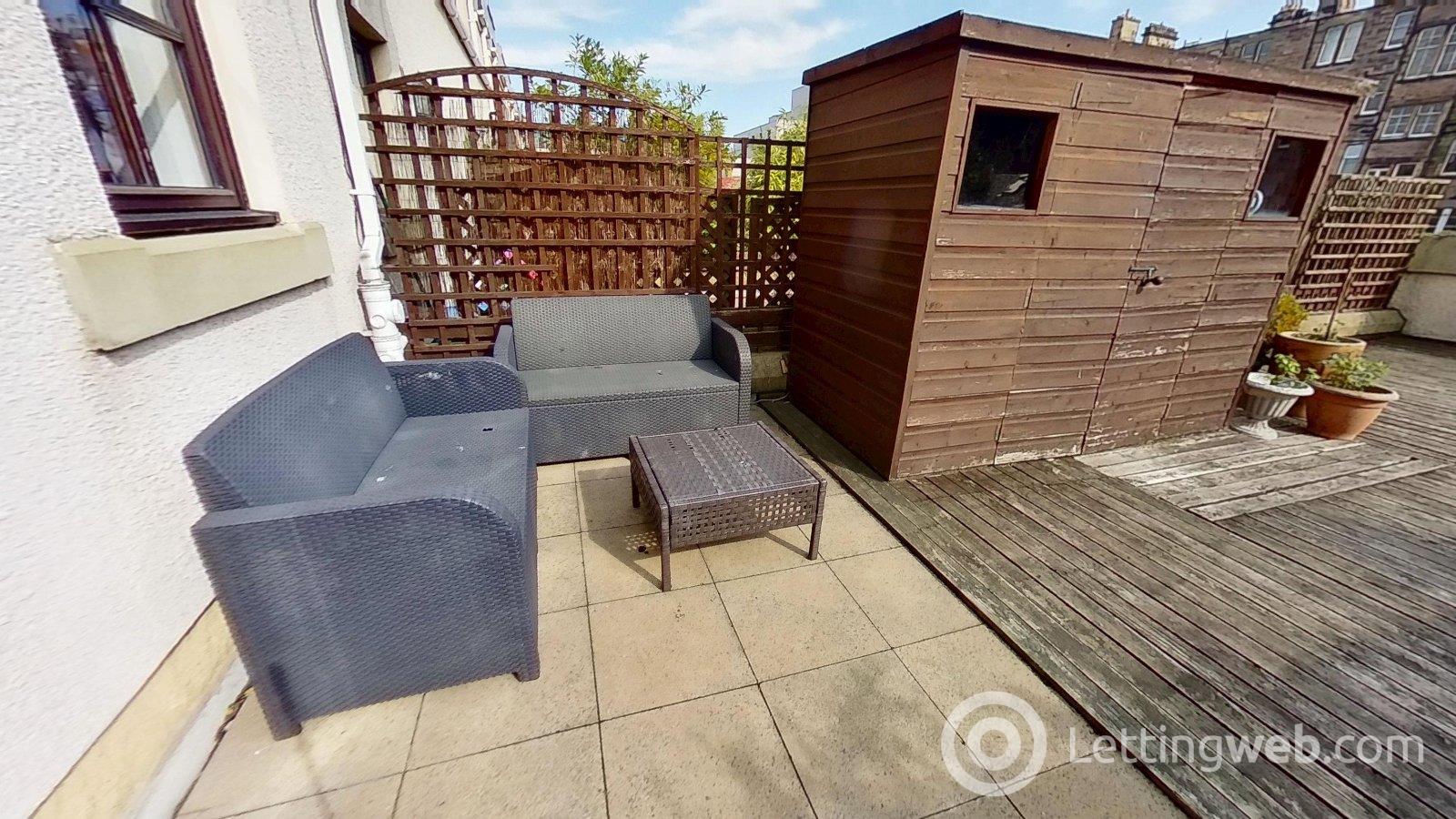 Property to rent in Huntingdon Place, Edinburgh, EH7