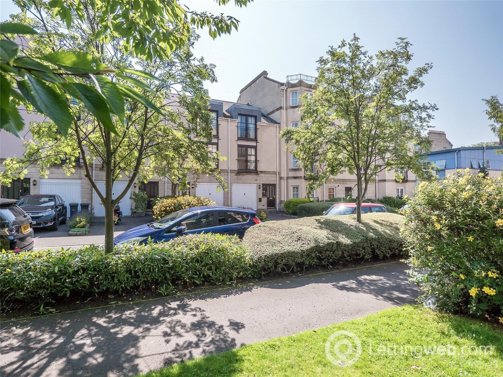 Property to rent in Huntingdon Place, Edinburgh, EH7