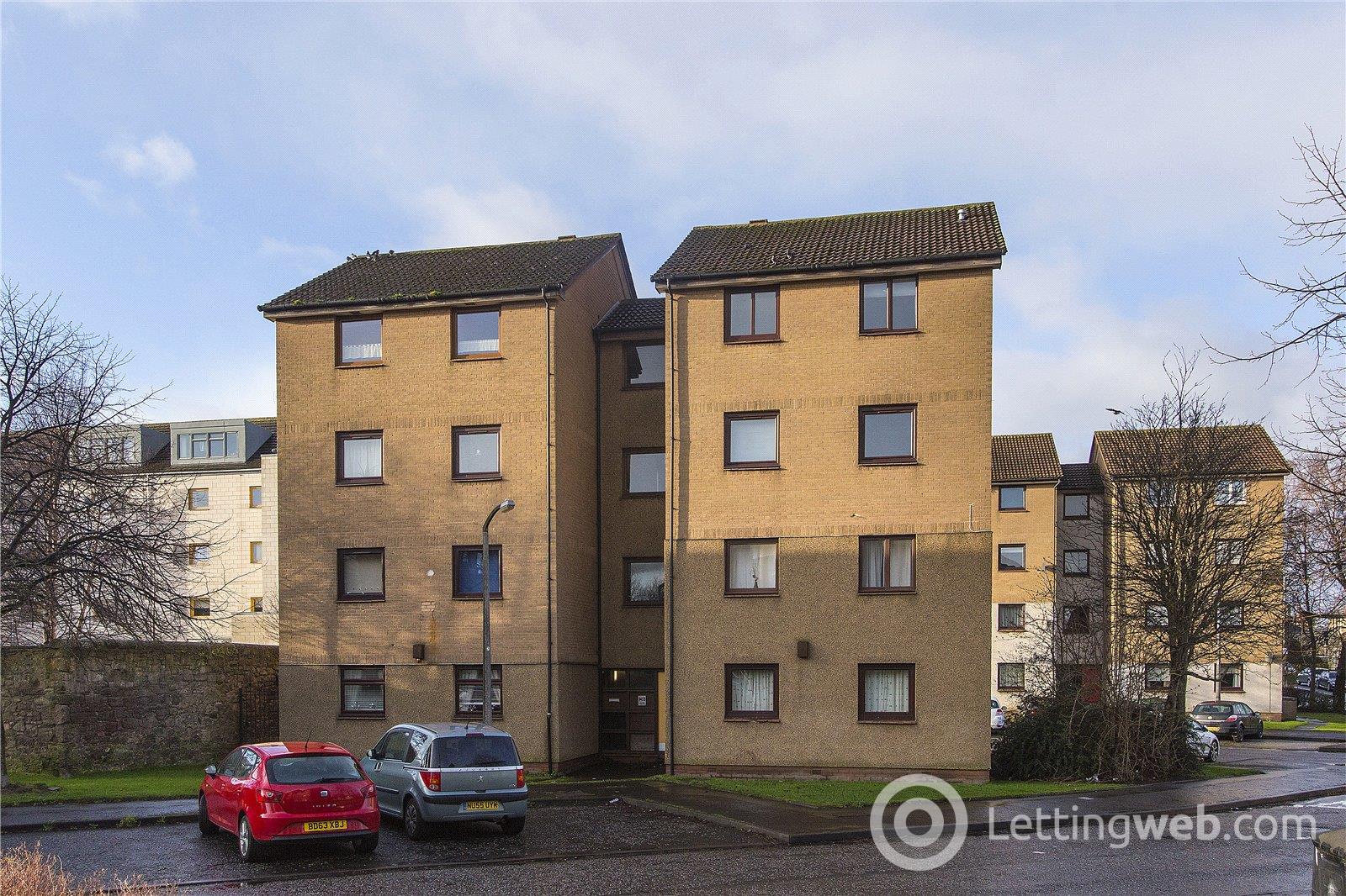 Property to rent in North Hillhousefield, Edinburgh, EH6