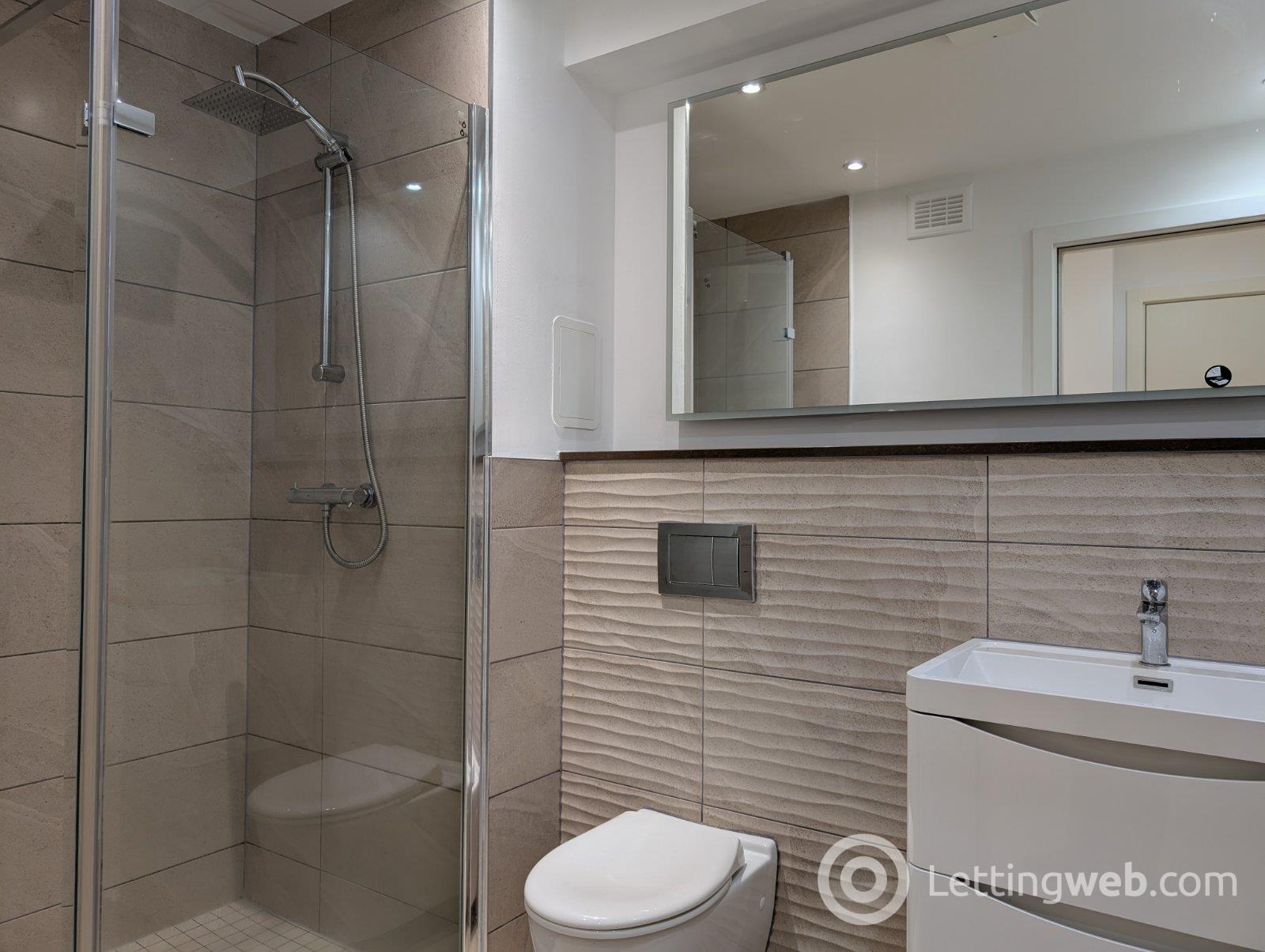 Property to rent in St Vincent Place, EH3