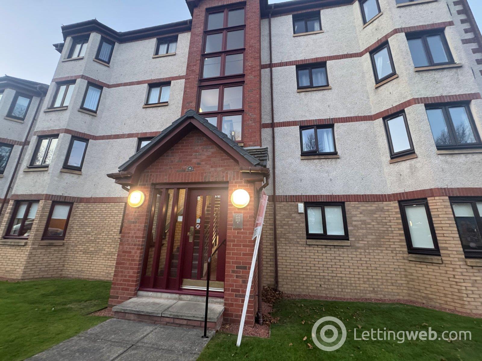 Property to rent in South Elixa Place, Edinburgh, EH8