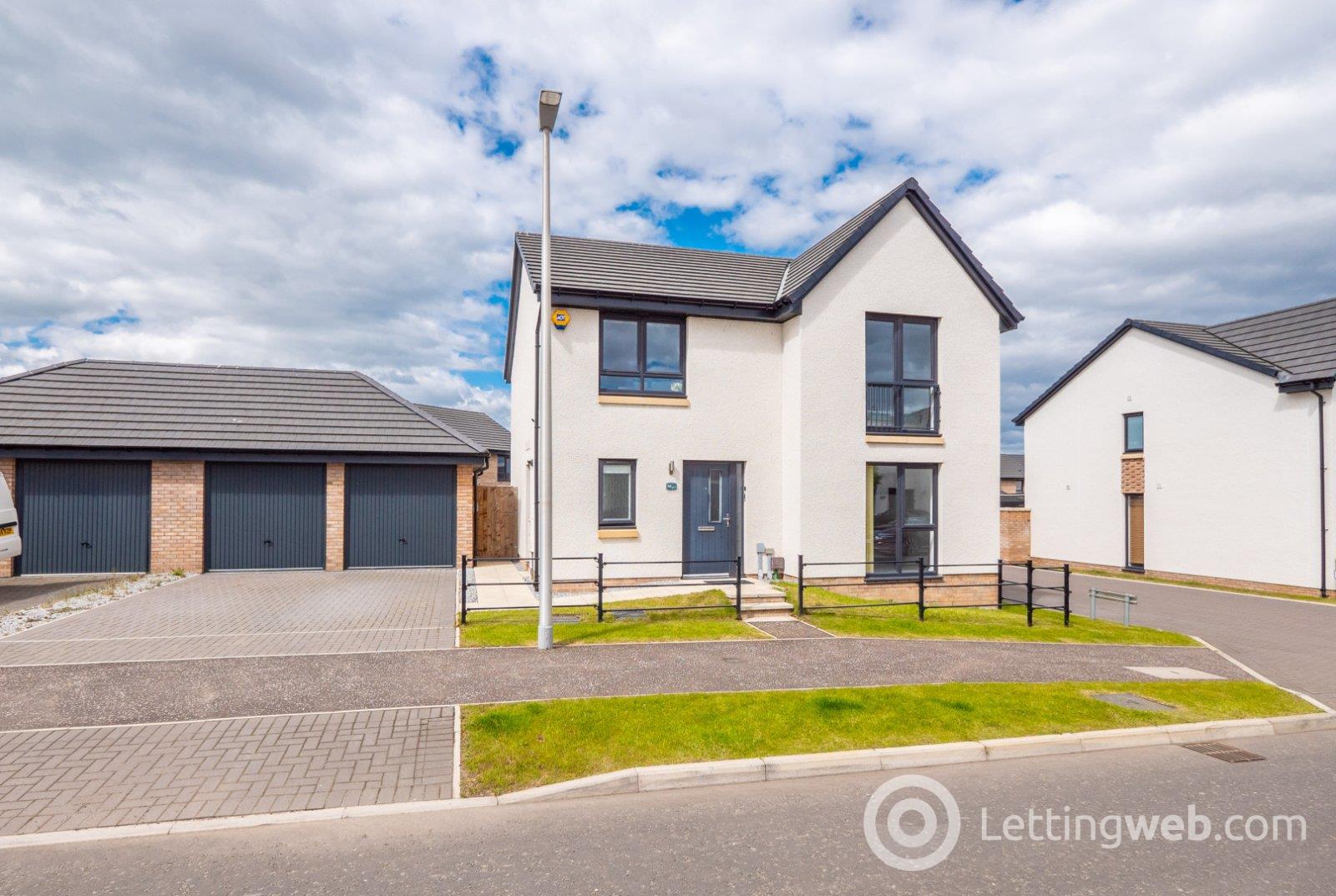 Property to rent in Meadowsweet Drive, Edinburgh, EH4