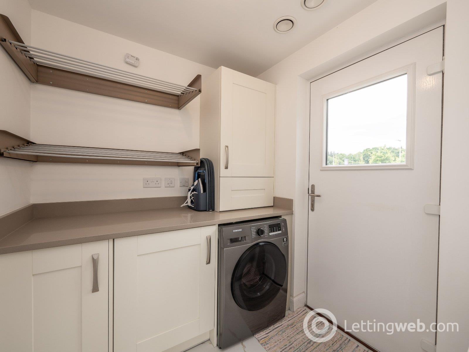 Property to rent in Meadowsweet Drive, Edinburgh, EH4