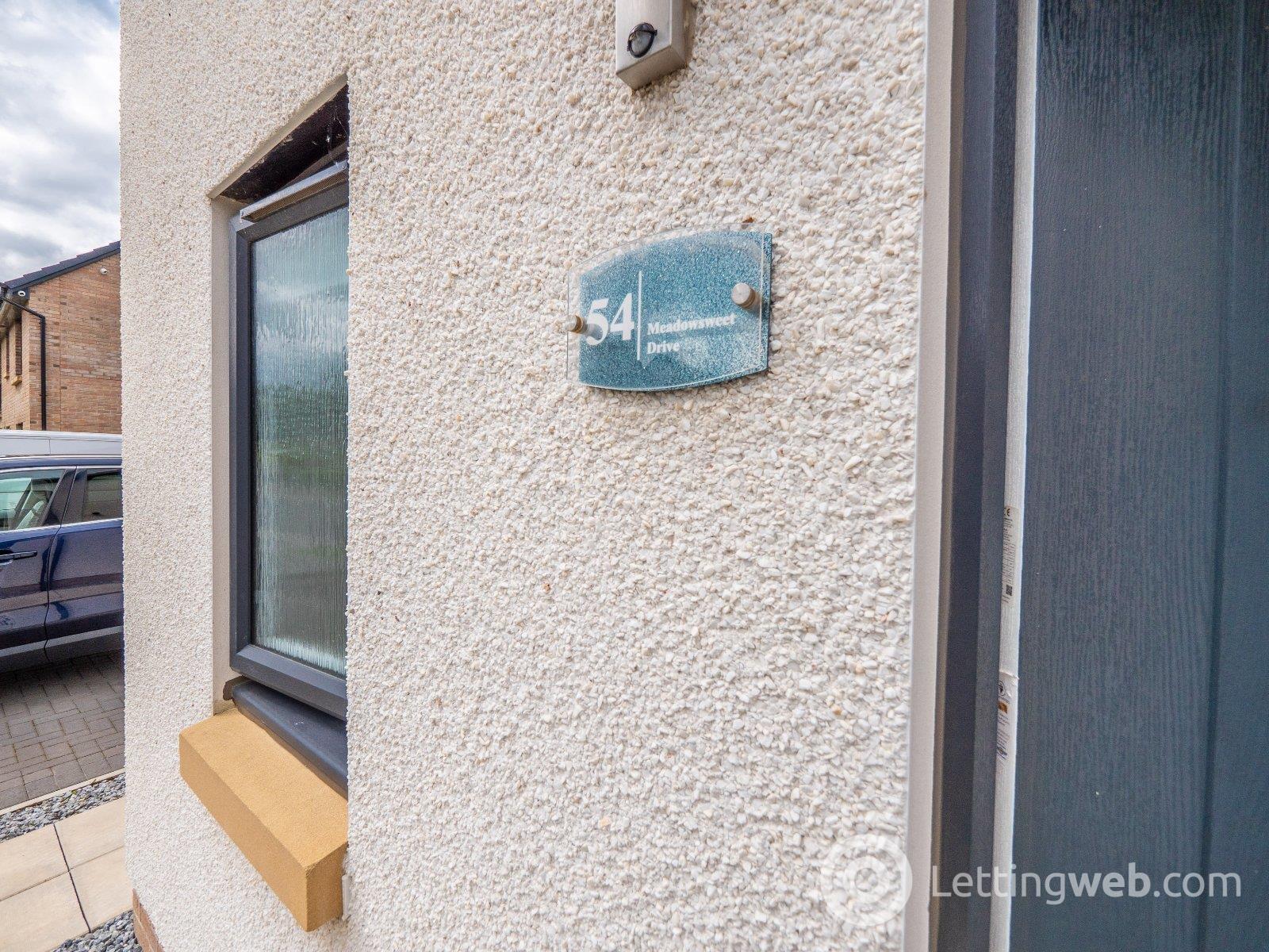 Property to rent in Meadowsweet Drive, Edinburgh, EH4