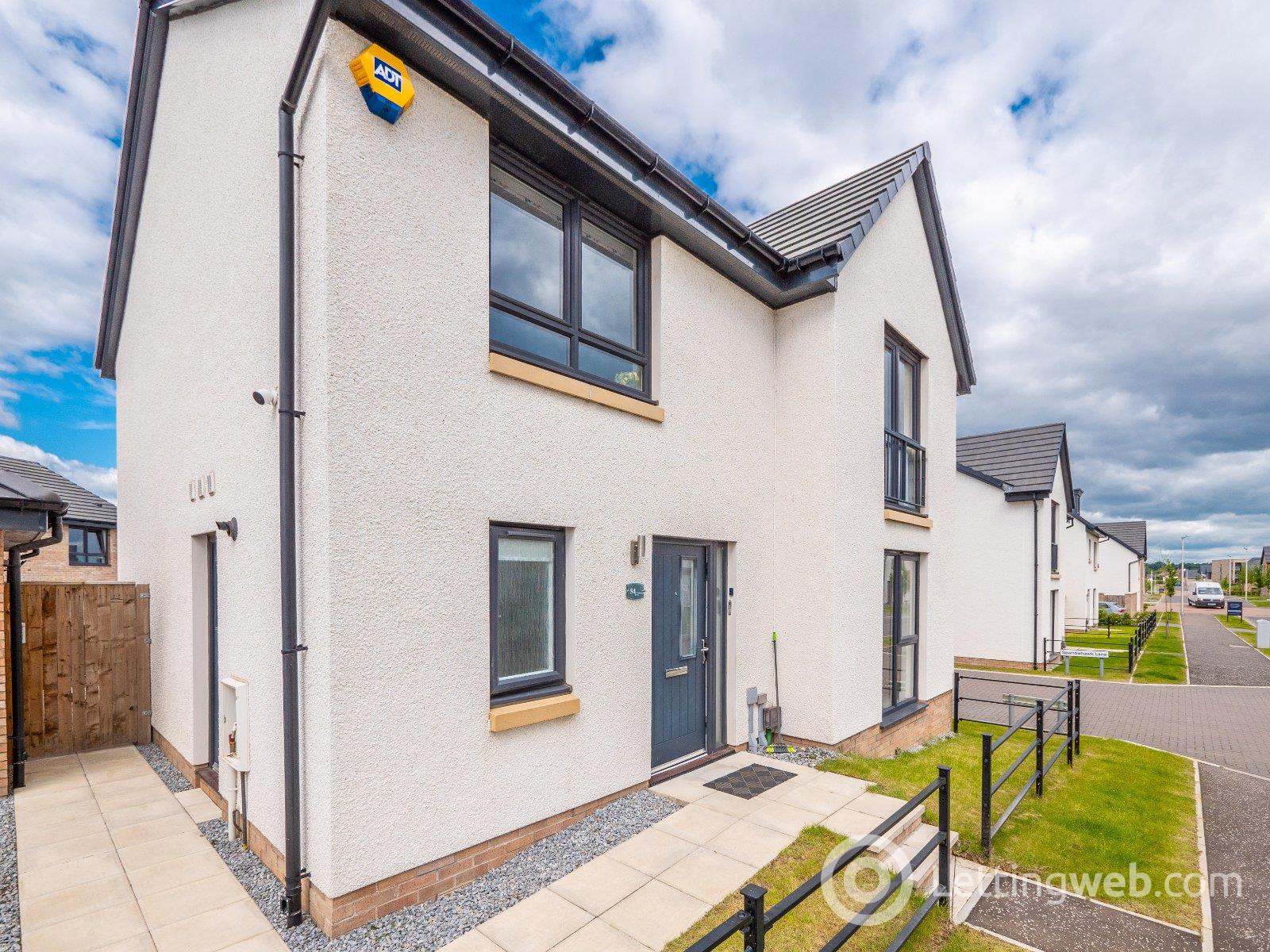 Property to rent in Meadowsweet Drive, Edinburgh, EH4