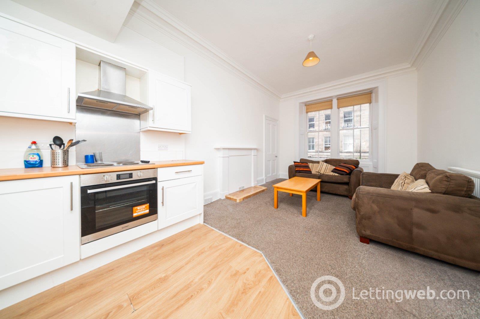 Property to rent in (1f2) Montague Street, Edinburgh, EH8