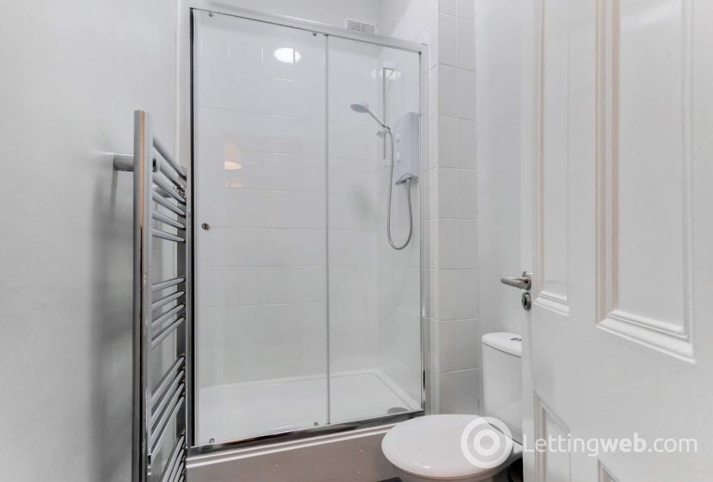 Property to rent in Crighton Place, Leith, Edinburgh, EH7