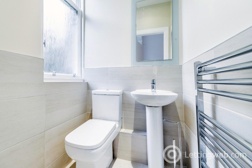 Property to rent in Elgin Terrace, Hillside, Edinburgh, EH7