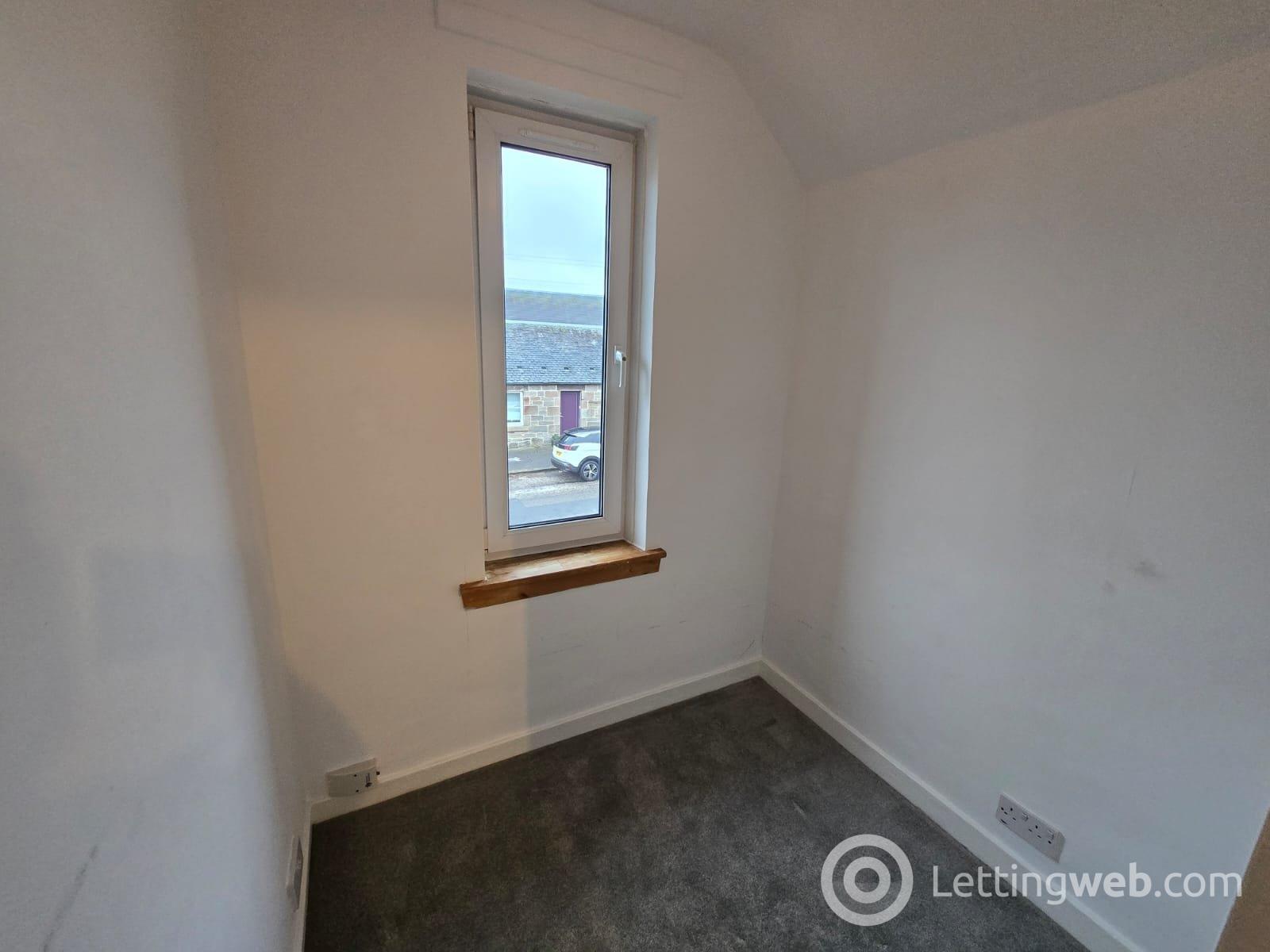Property to rent in Juniper Avenue, Edinburgh, EH14