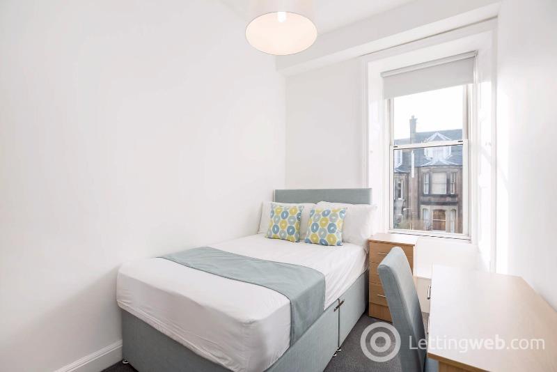 Property to rent in Harrison Gardens, Edinburgh, EH11