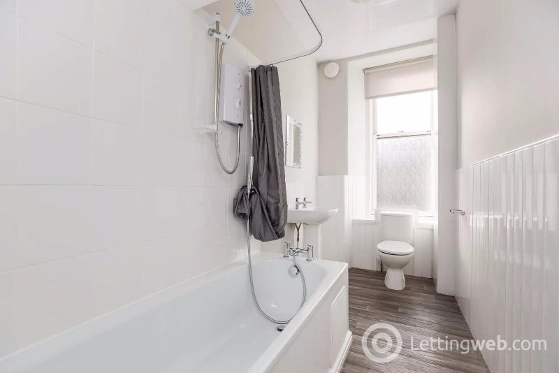 Property to rent in Harrison Gardens, Edinburgh, EH11