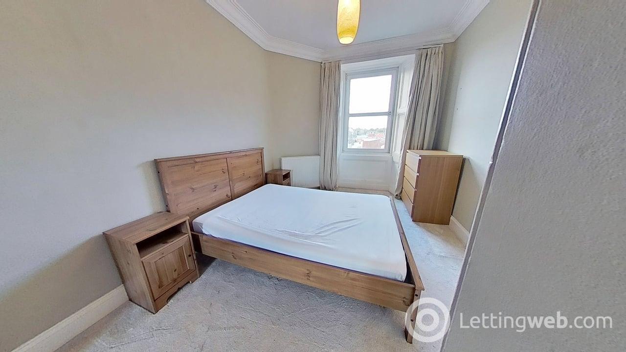 Property to rent in Broughton Road, Edinburgh, EH7