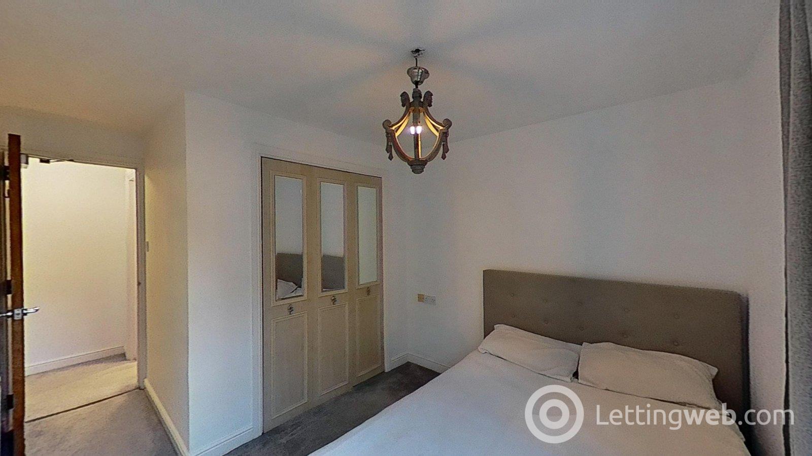 Property to rent in Old Tolbooth Wynd, Edinburgh, EH8