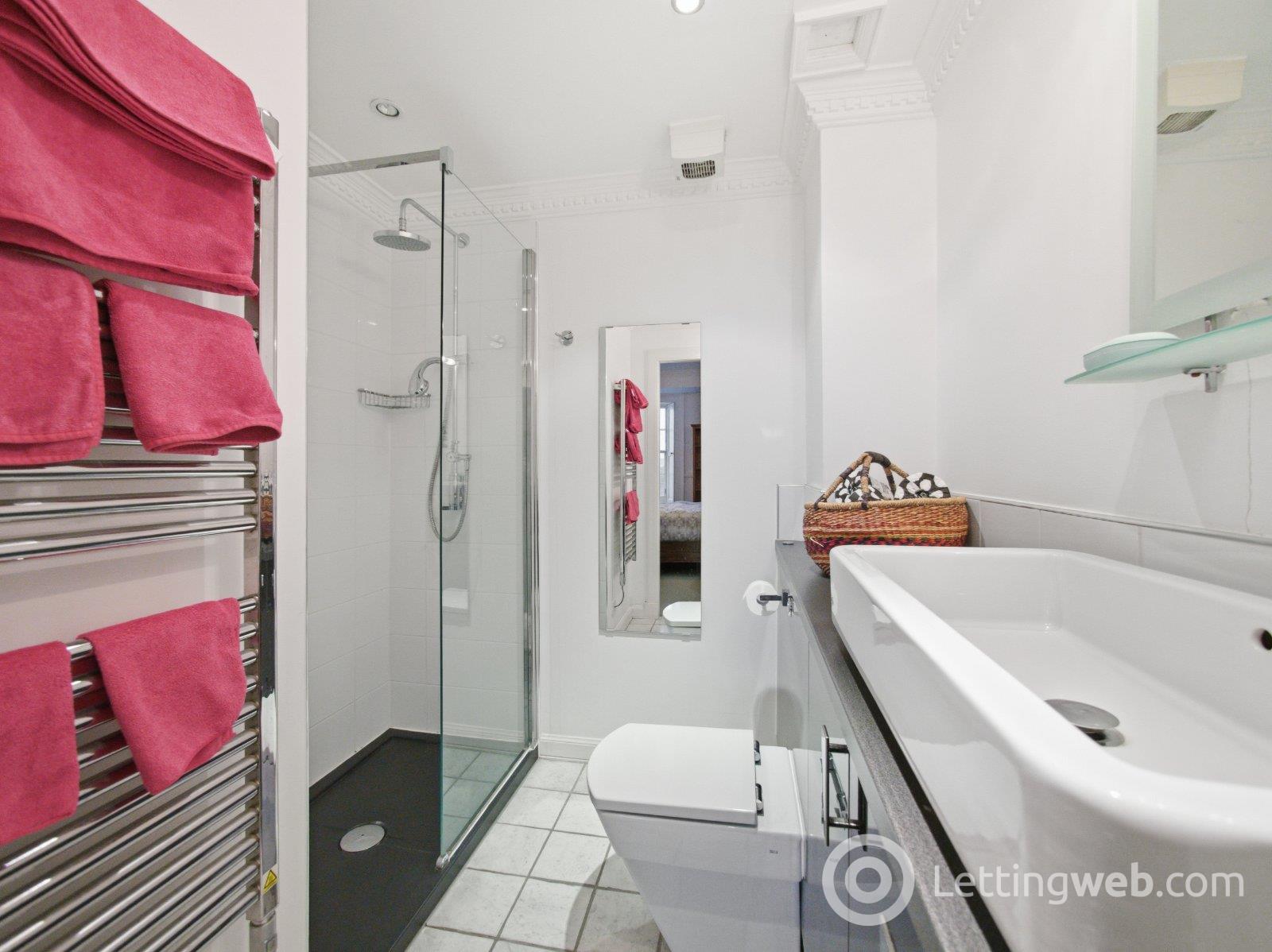 Property to rent in Albany Street, Edinburgh, EH1