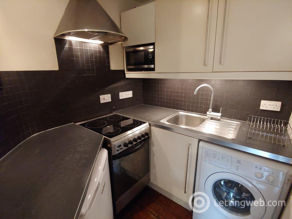 Property to rent in Westfield Road, Edinburgh, EH11