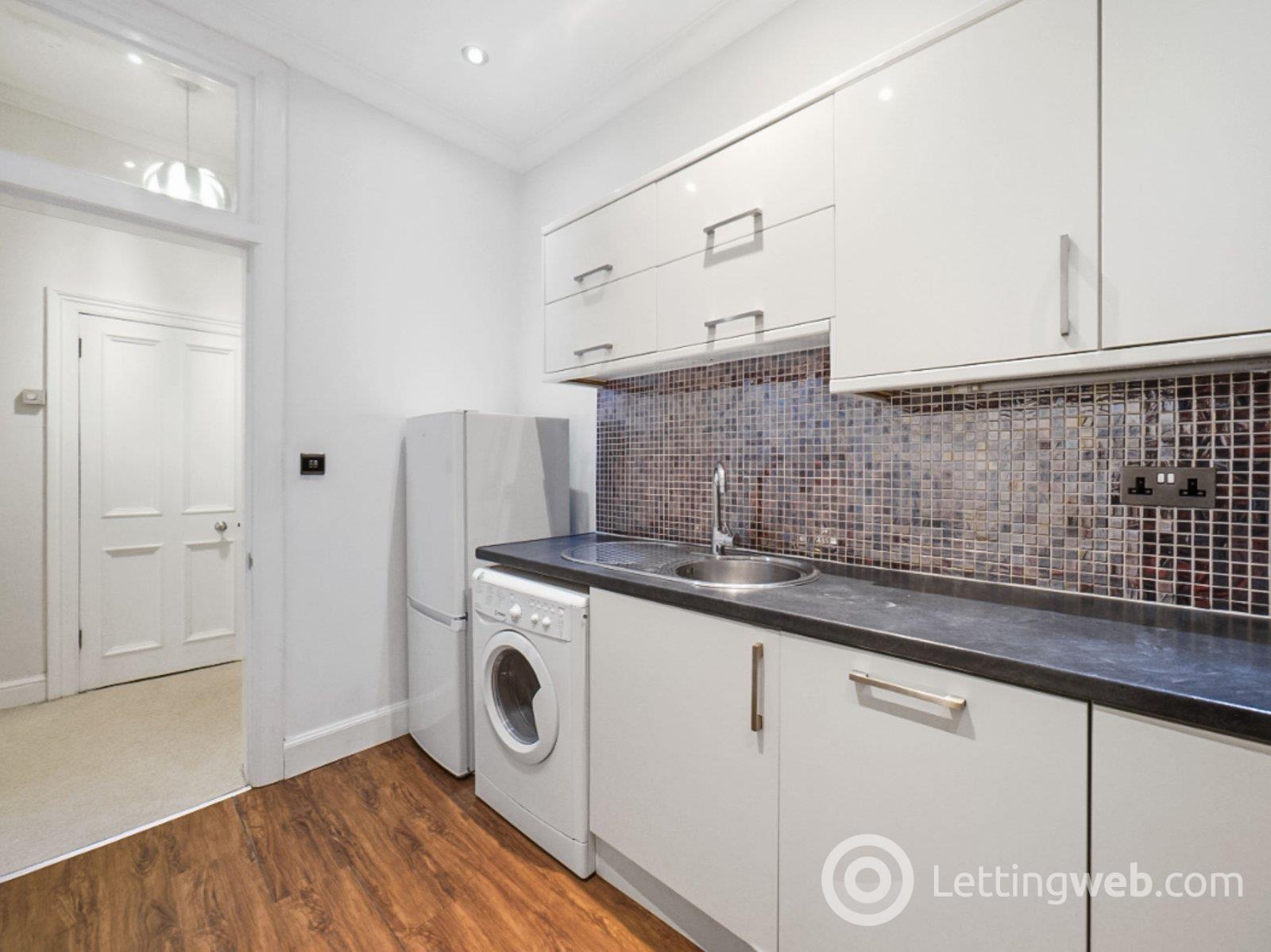 Property to rent in Mertoun Place, Polwarth, Edinburgh, EH11