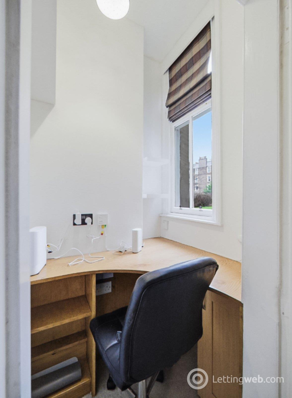 Property to rent in Mertoun Place, Polwarth, Edinburgh, EH11