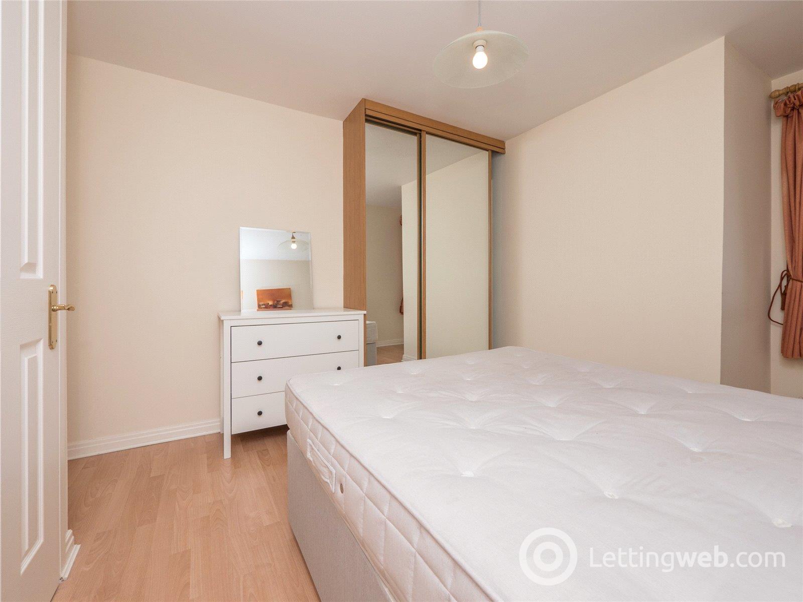 Property to rent in St Stephen Street, Edinburgh, EH3