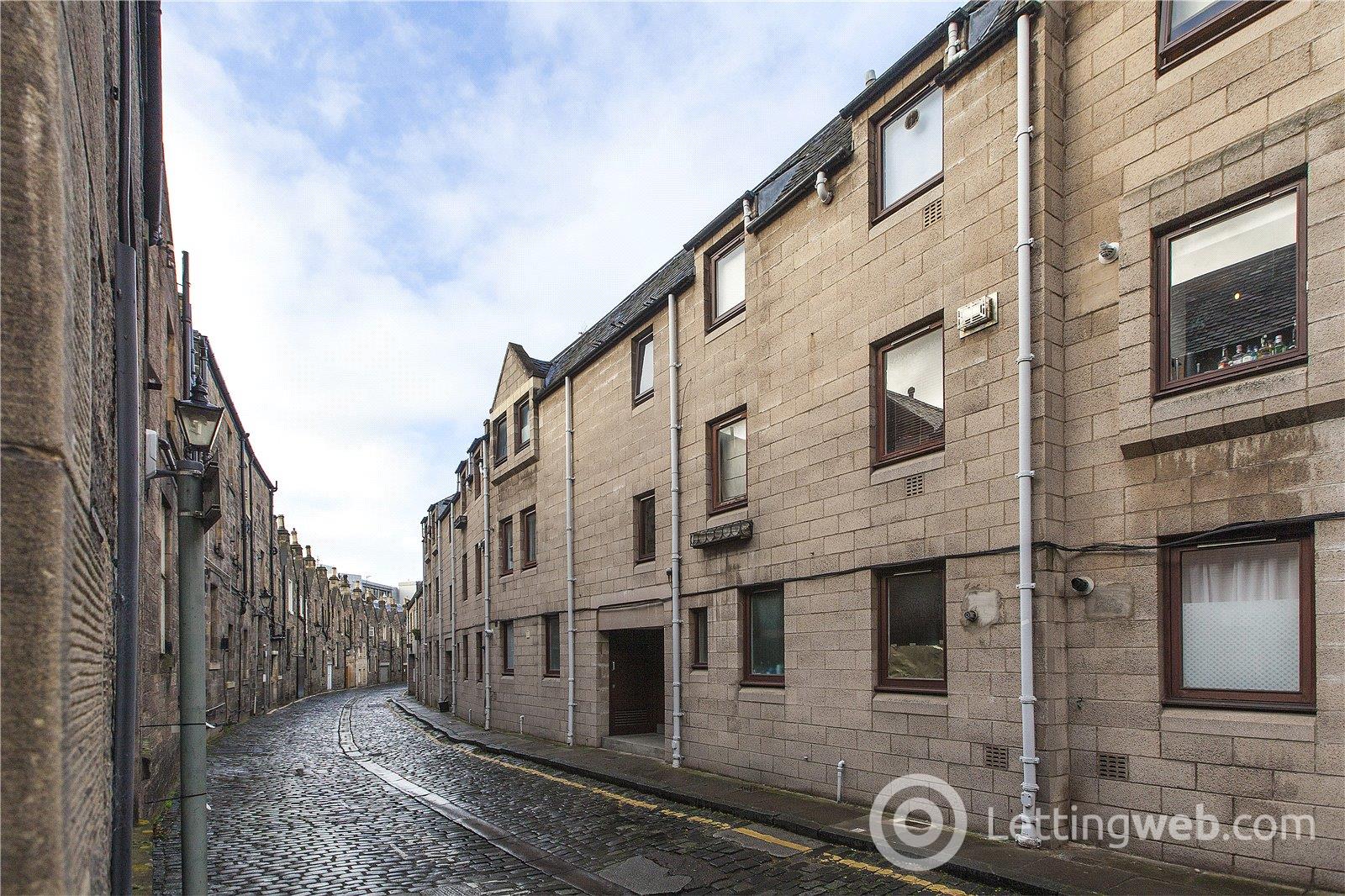 Property to rent in Atholl Crescent Lane, Edinburgh, EH3