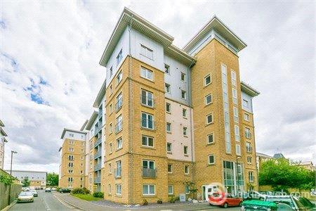 Property to rent in Pilrig Heights, Edinburgh, EH6