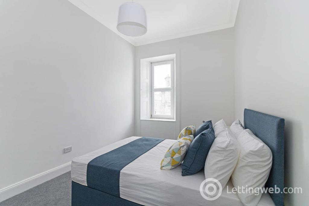 Property to rent in Polwarth Crescent, Edinburgh, EH11