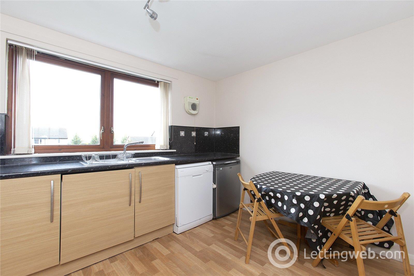 Property to rent in St Ninians Way, Edinburgh, EH21