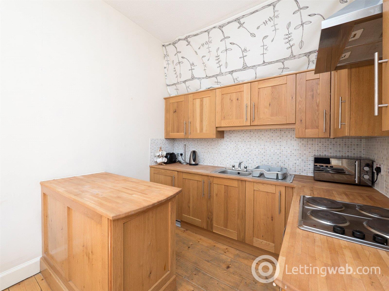 Property to rent in East Fountainbridge, Edinburgh, EH3