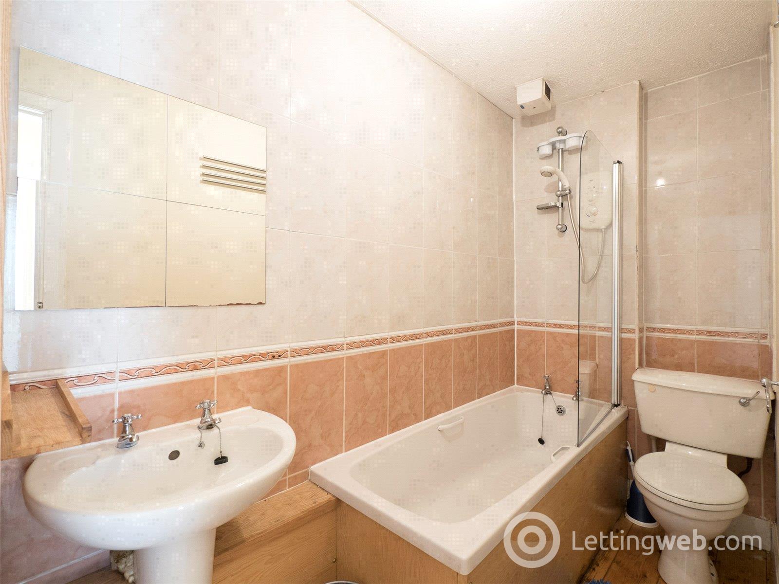 Property to rent in East Fountainbridge, Edinburgh, EH3