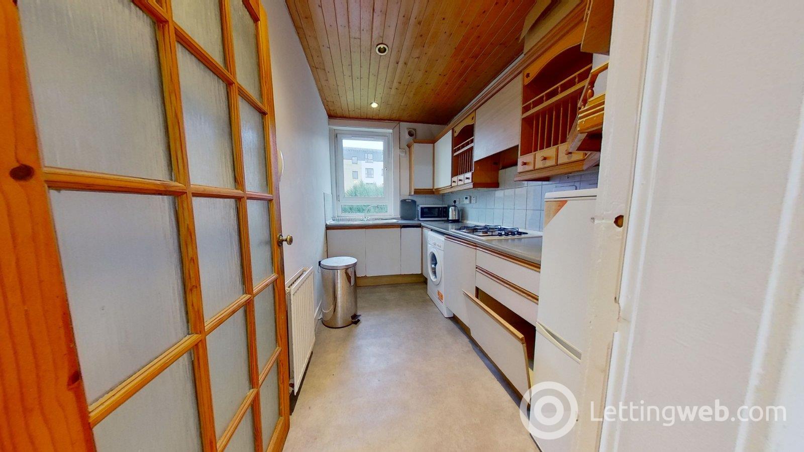 Property to rent in Redbraes Place, Edinburgh, EH7