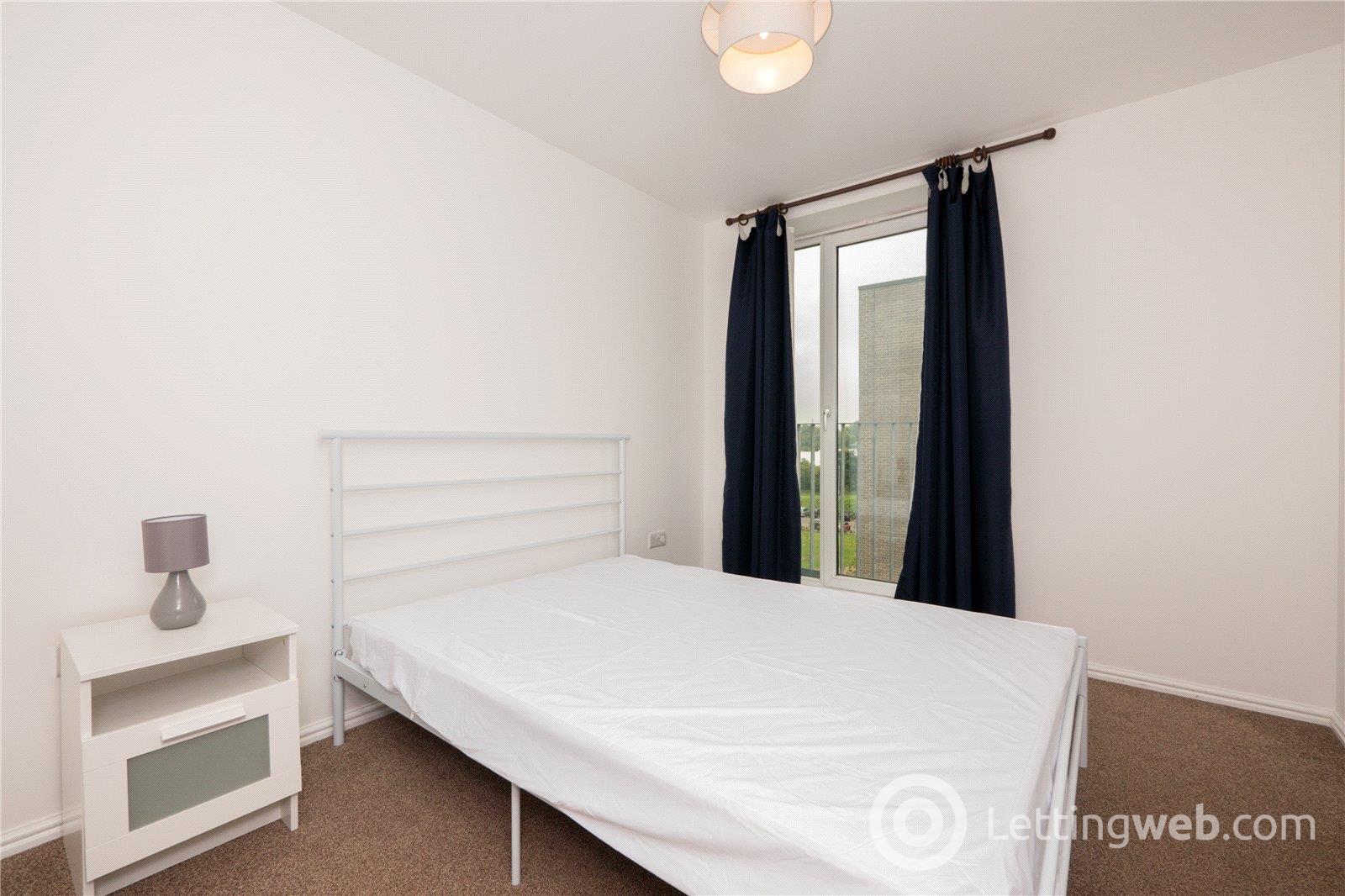 Property to rent in Arneil Drive, Edinburgh, EH5