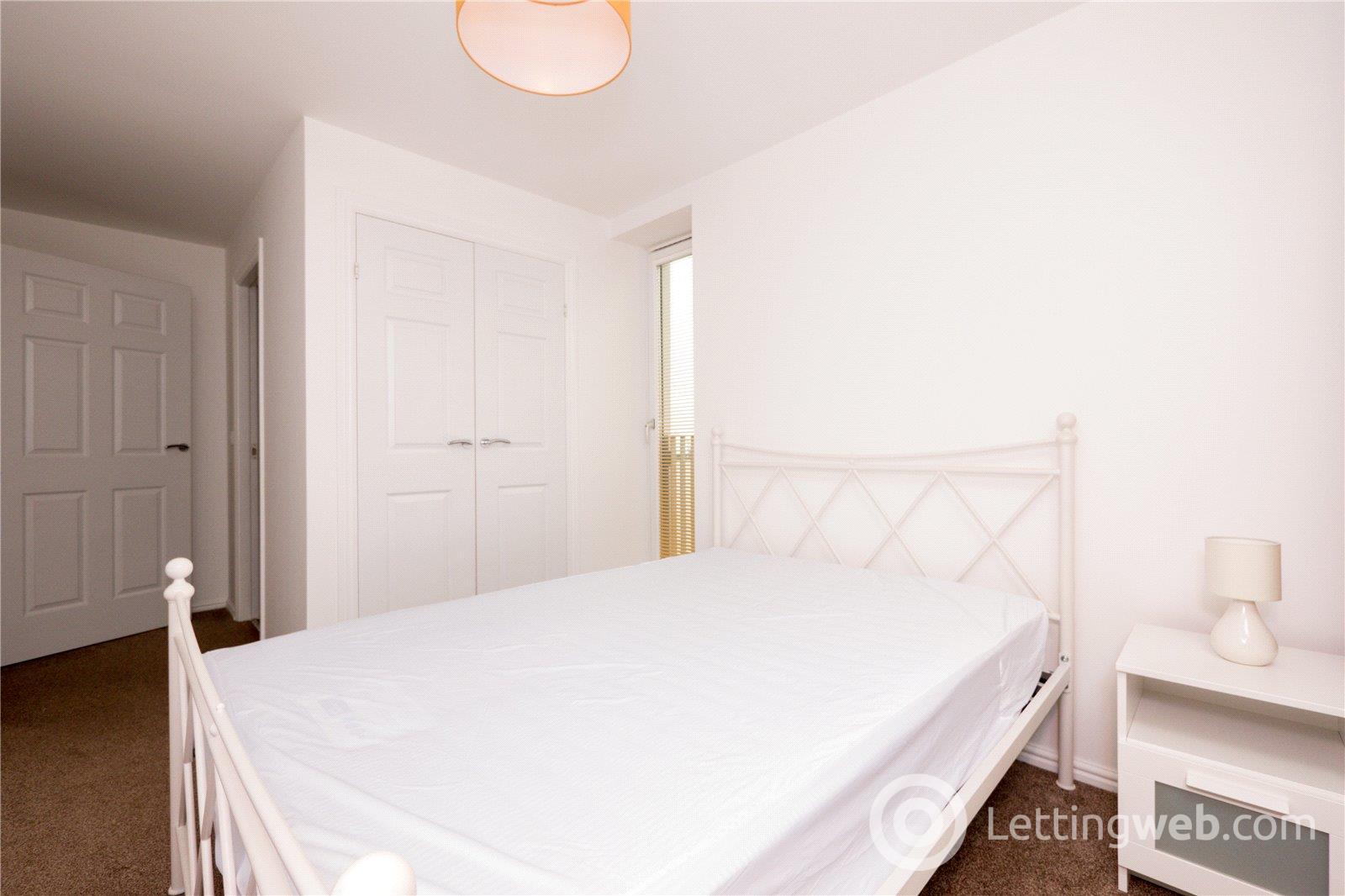 Property to rent in Arneil Drive, Edinburgh, EH5