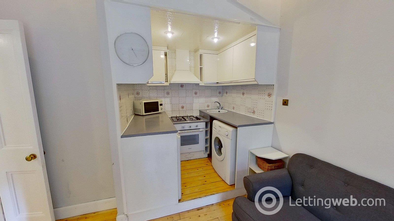 Property to rent in Canonmills, Edinburgh, EH3