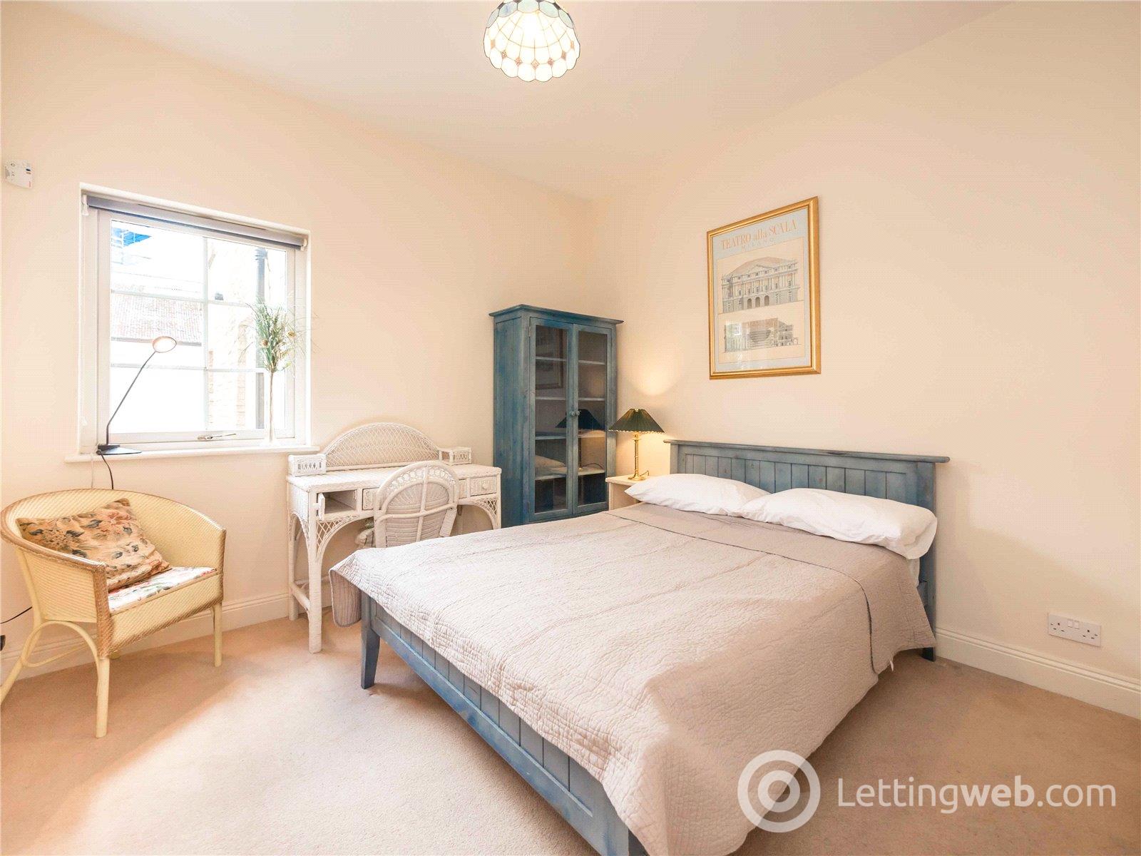 Property to rent in East London Street, Edinburgh, EH7