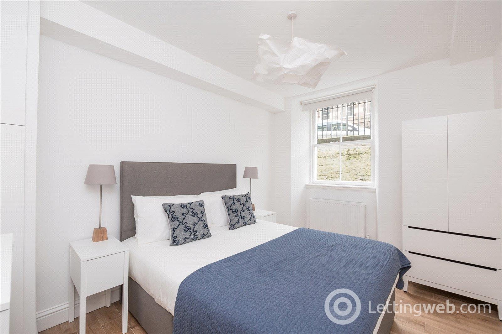 Property to rent in Cumberland Street, Edinburgh, EH3