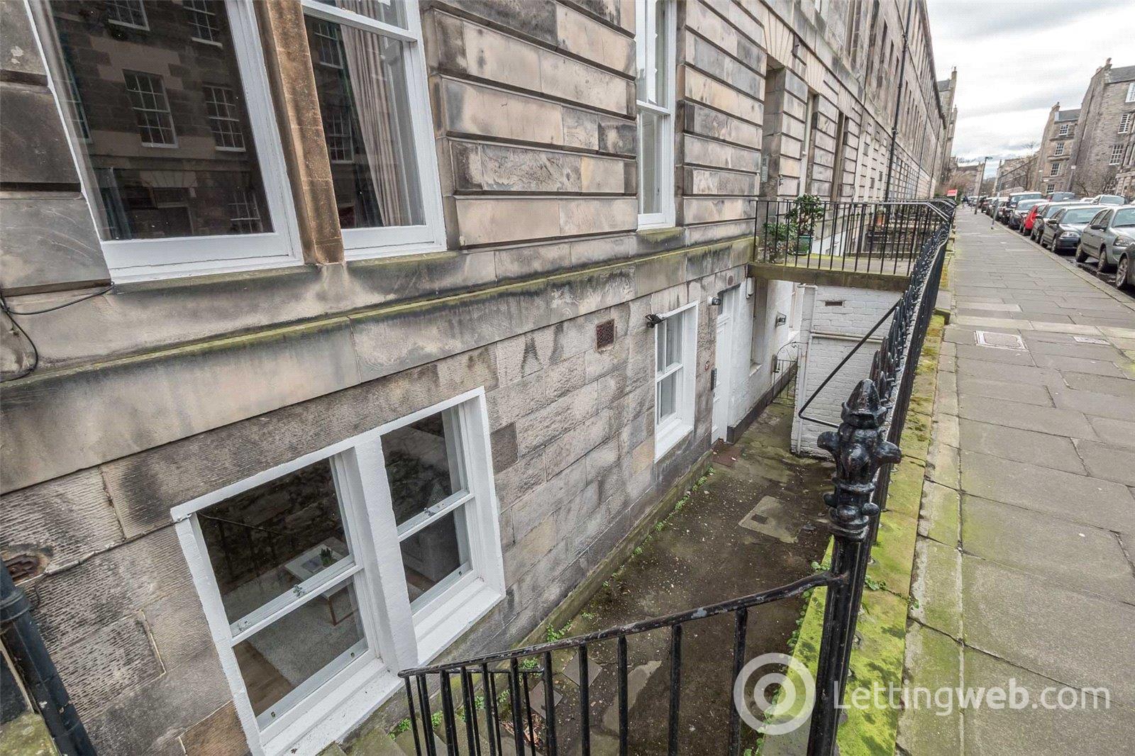 Property to rent in Cumberland Street, Edinburgh, EH3