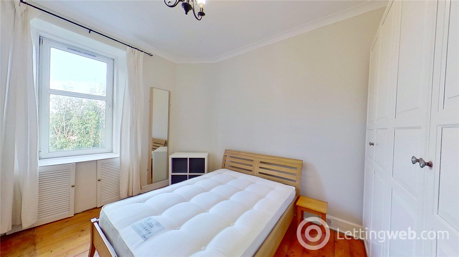 Property to rent in Broughton Road, Edinburgh, EH7