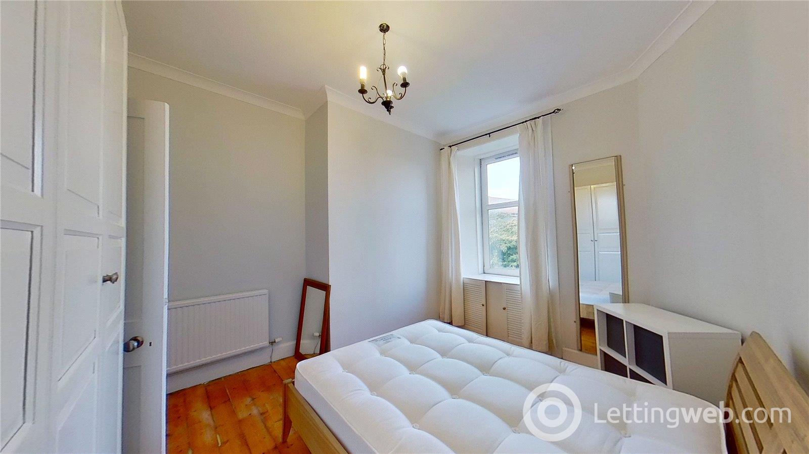 Property to rent in Broughton Road, Edinburgh, EH7