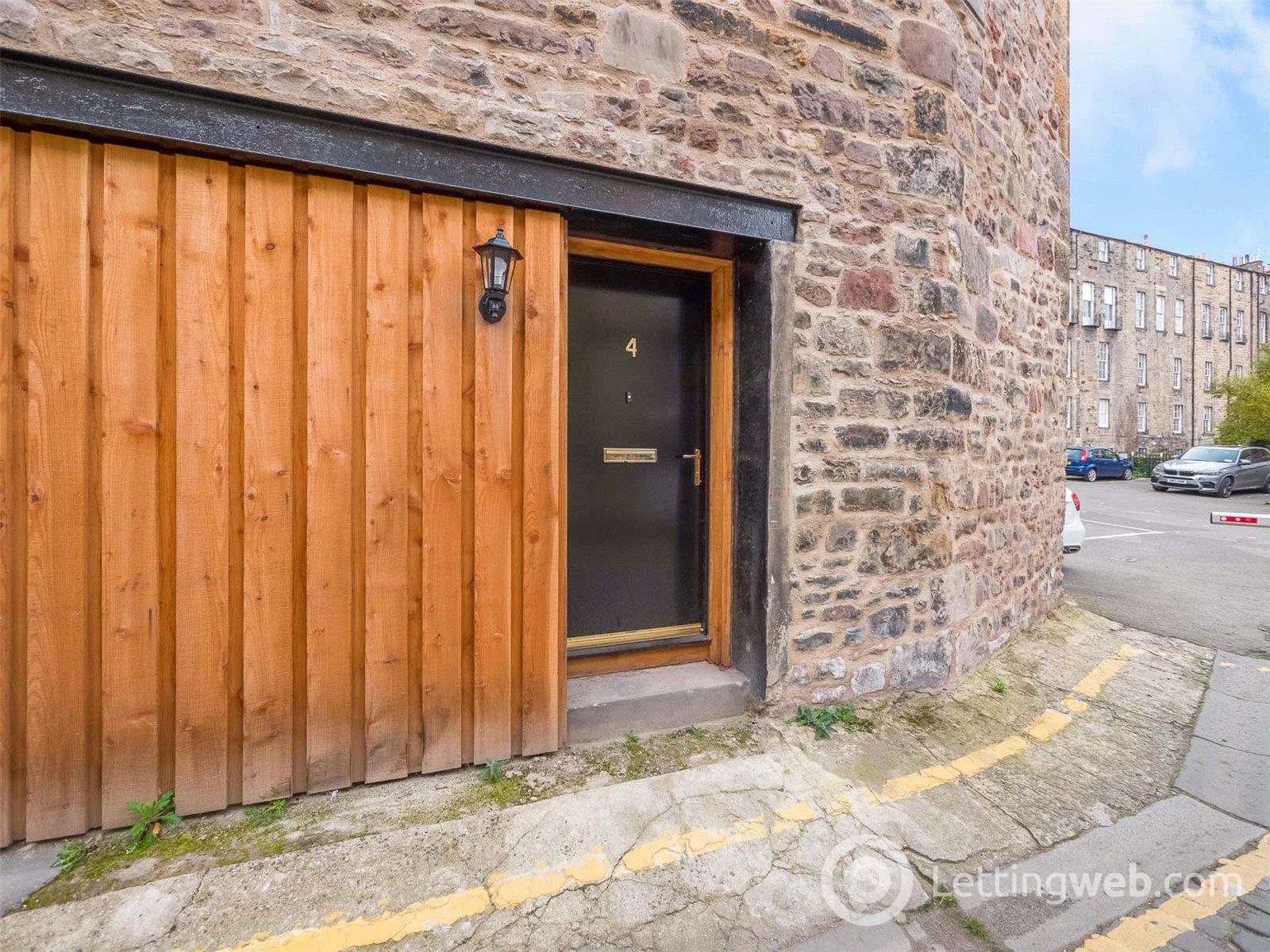 Property to rent in Albany Street Lane, Edinburgh, EH1