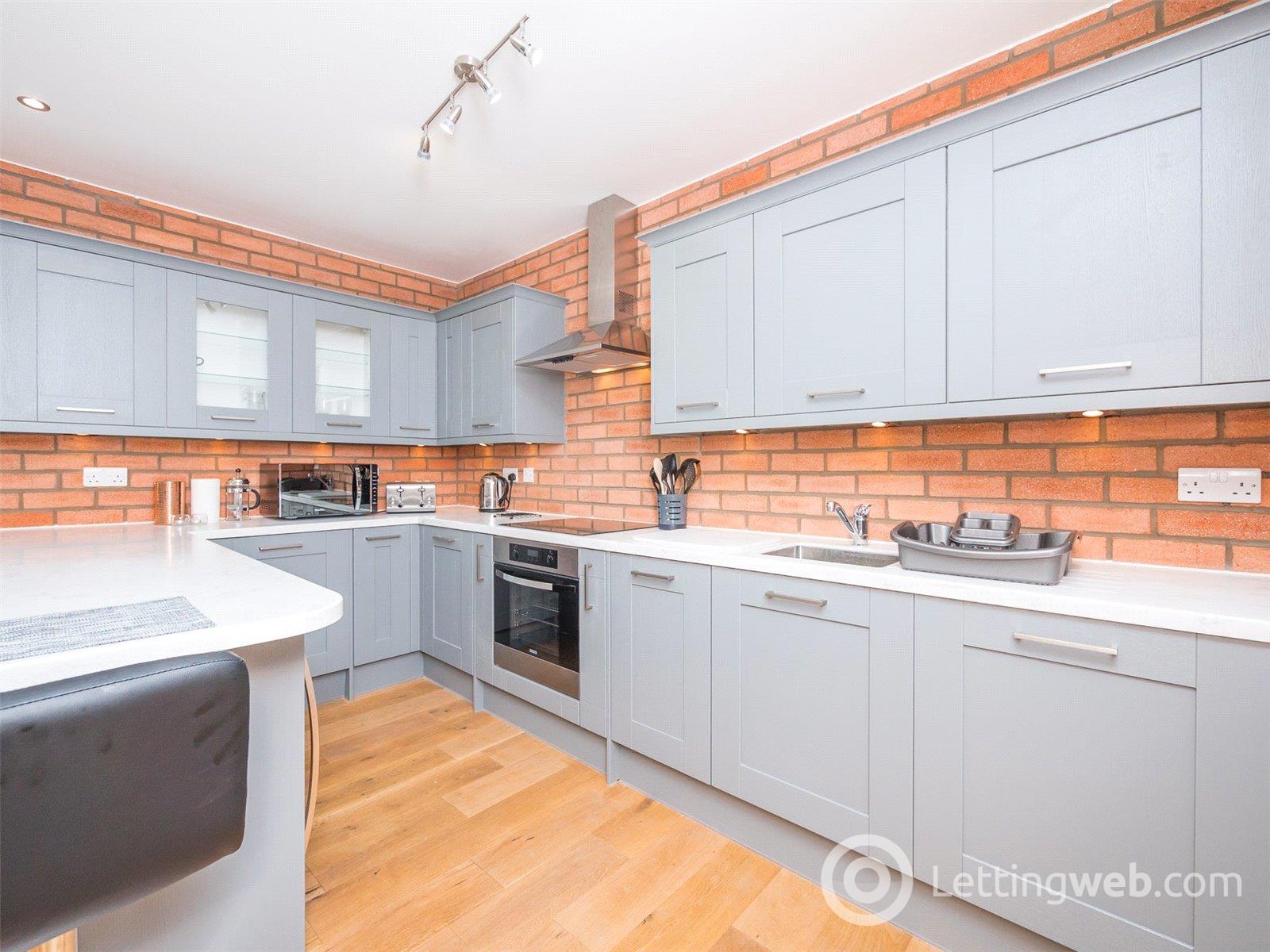 Property to rent in Albany Street Lane, Edinburgh, EH1