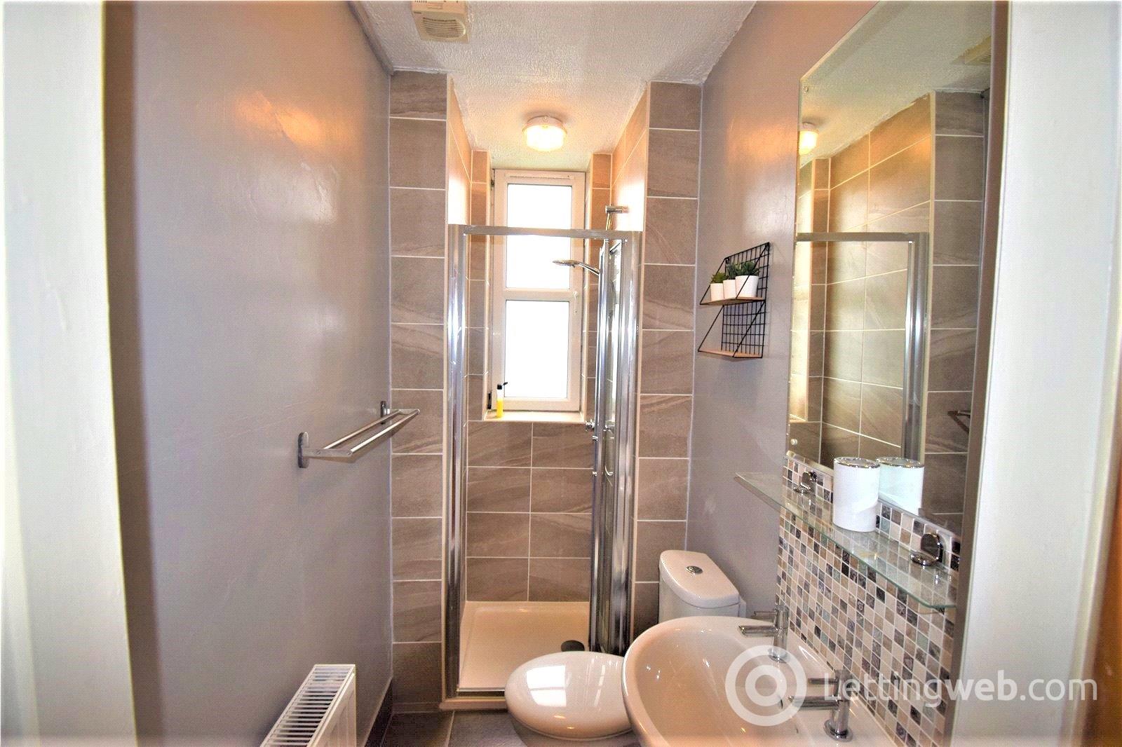 Property to rent in Hawthornvale, Newhaven, Edinburgh, EH6