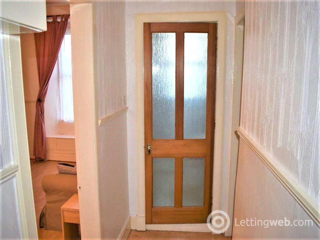Property to rent in Hawthornvale, Newhaven, Edinburgh, EH6