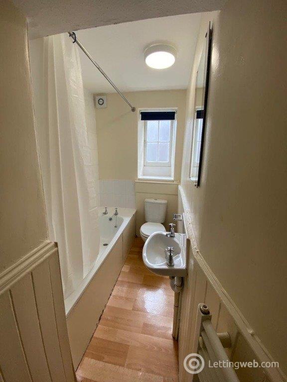 Property to rent in Broughton Place, Edinburgh, EH1