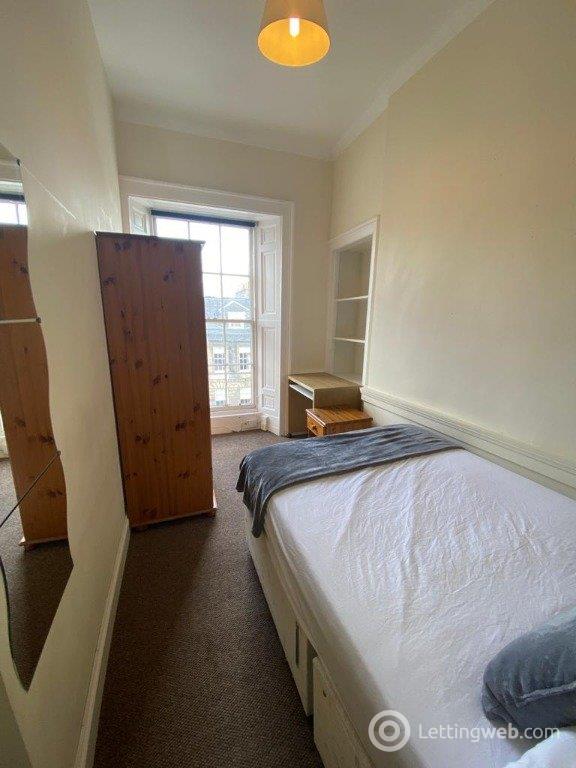Property to rent in Broughton Place, Edinburgh, EH1