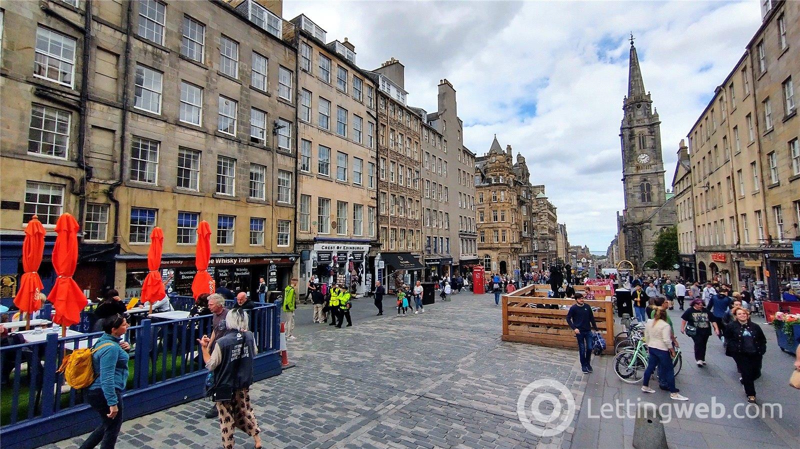 Property to rent in High Street, Edinburgh, EH1