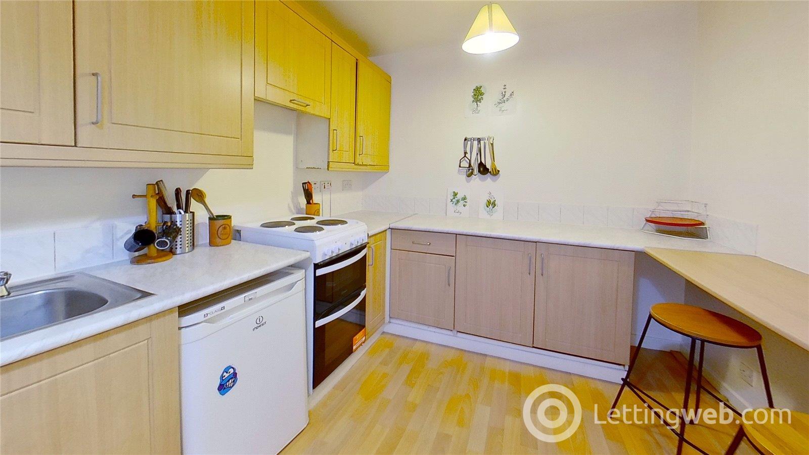 Property to rent in High Street, Edinburgh, EH1