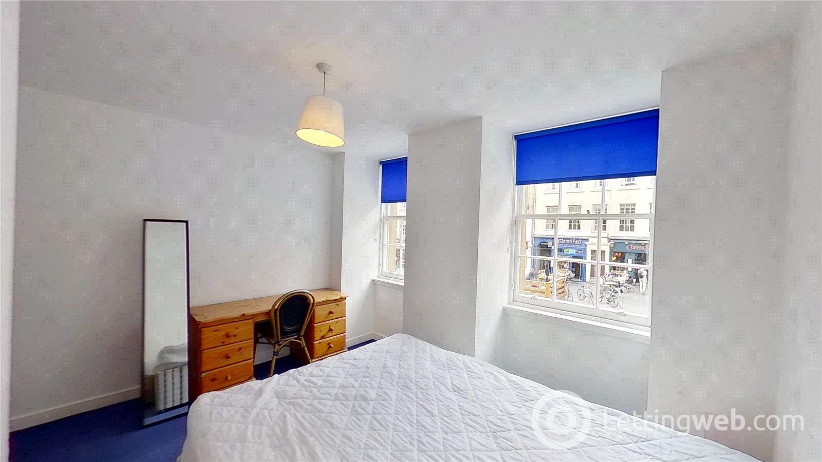 Property to rent in High Street, Edinburgh, EH1